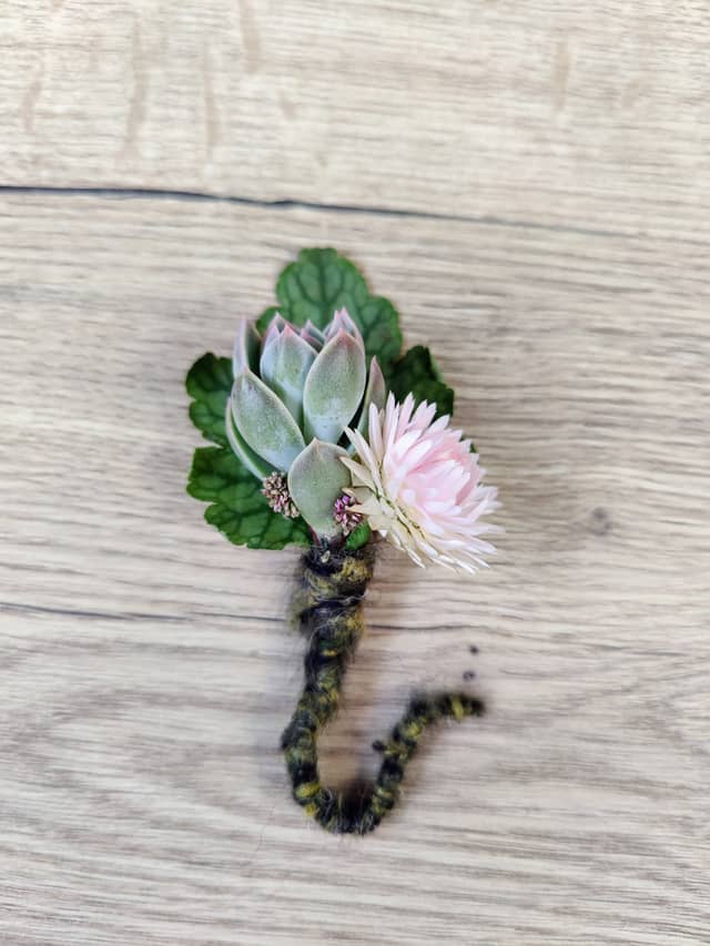 Corsage